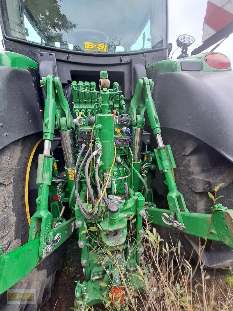 Traktor Türe ait John Deere 6R250, Neumaschine içinde Klietz (resim 3)