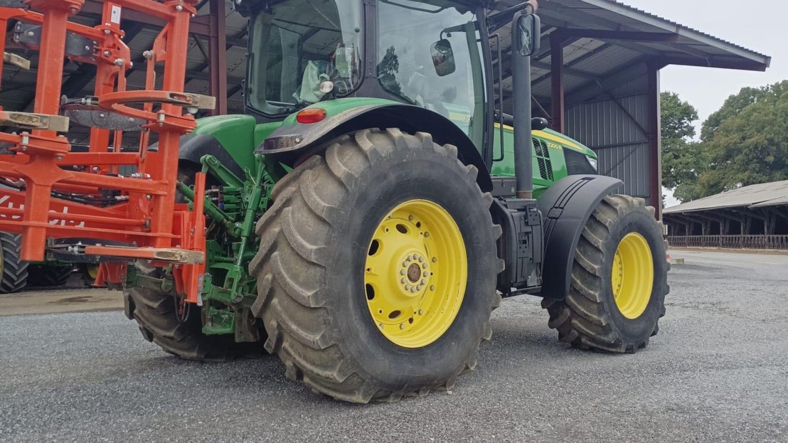 Traktor του τύπου John Deere 7200R . Kun  5.700 timer. Giv et bud!, Gebrauchtmaschine σε Kolding (Φωτογραφία 5)