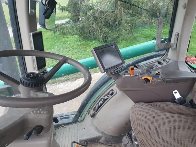 Traktor tip John Deere 7210R, Gebrauchtmaschine in PITHIVIERS Cedex (Poză 6)
