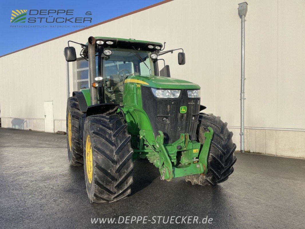 Traktor от тип John Deere 7215R mit Zwillingsrädern, Gebrauchtmaschine в Rietberg (Снимка 2)