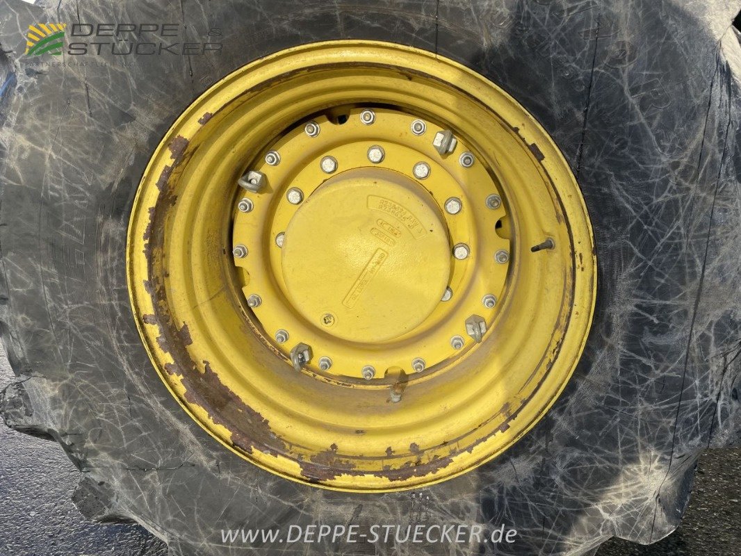 Traktor от тип John Deere 7215R mit Zwillingsrädern, Gebrauchtmaschine в Rietberg (Снимка 16)