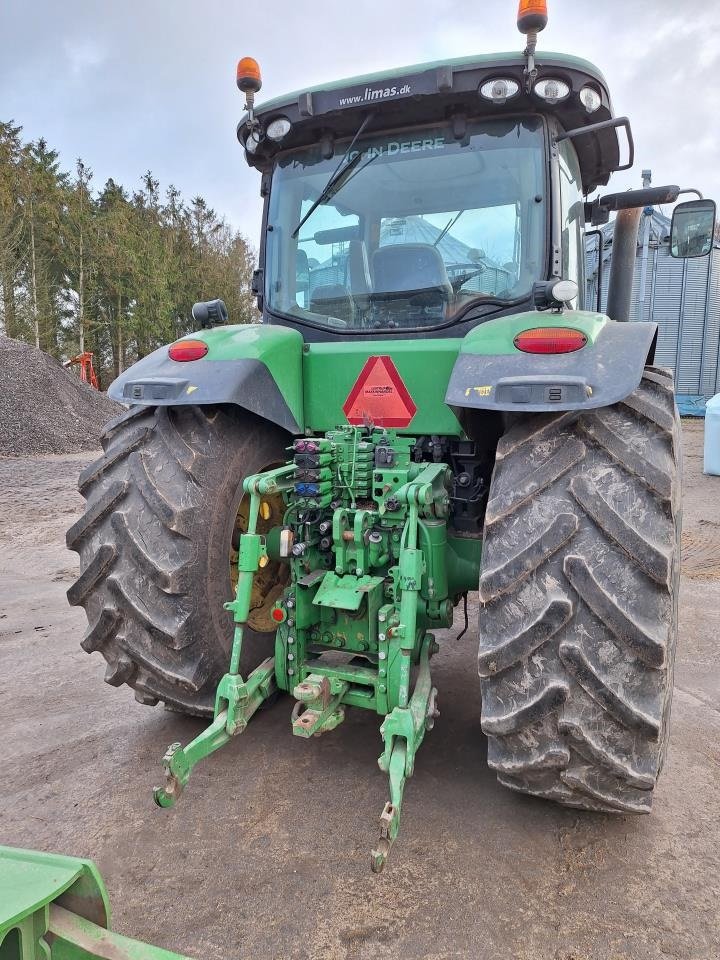 Traktor des Typs John Deere 7215R, Gebrauchtmaschine in Maribo (Bild 4)