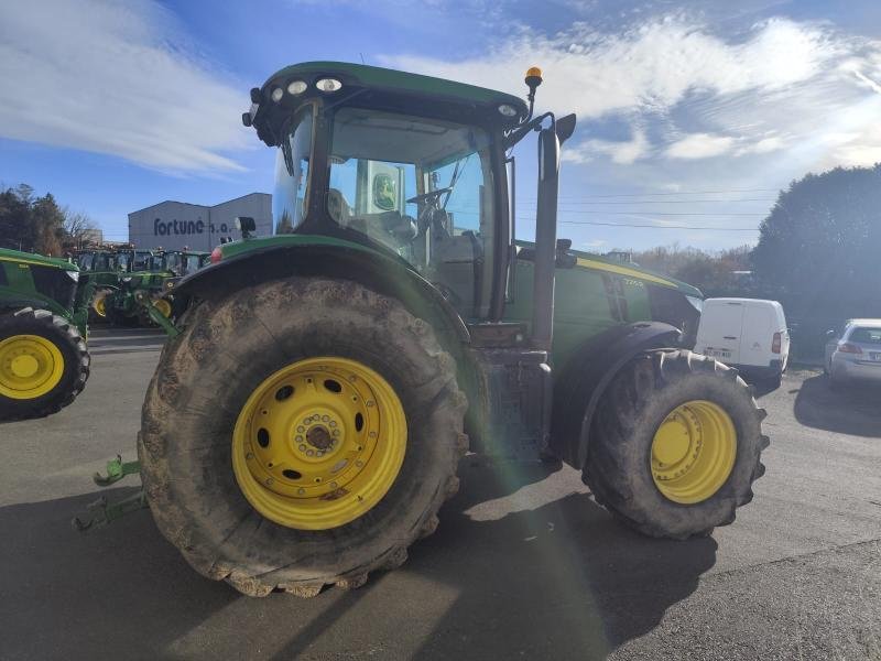 Traktor типа John Deere 7215R, Gebrauchtmaschine в SAINT GENEST D'AMBIERE (Фотография 3)
