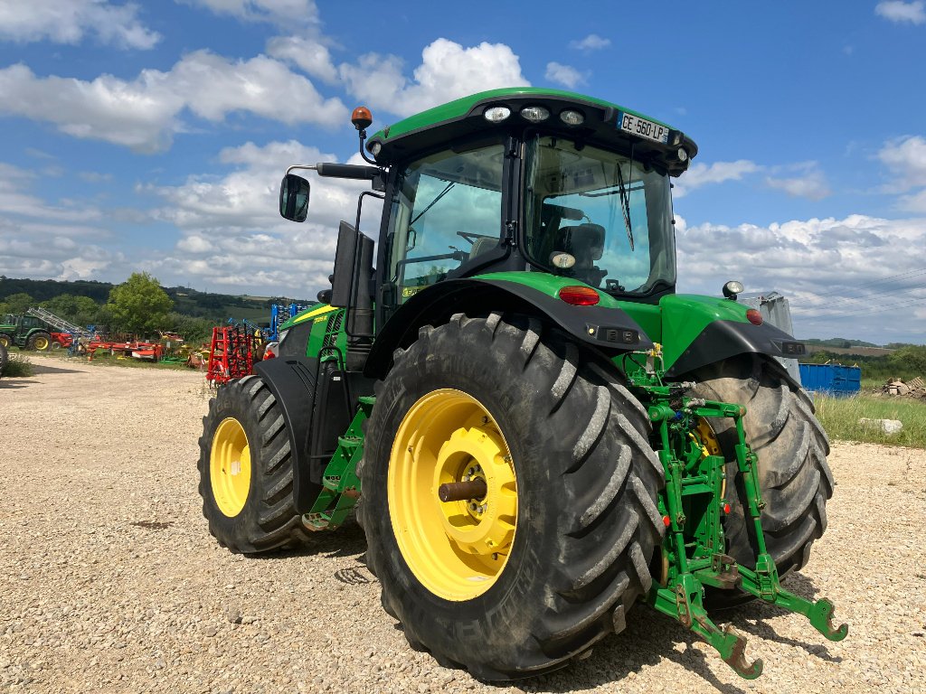Traktor tipa John Deere 7215R, Gebrauchtmaschine u VIRECOURT (Slika 7)