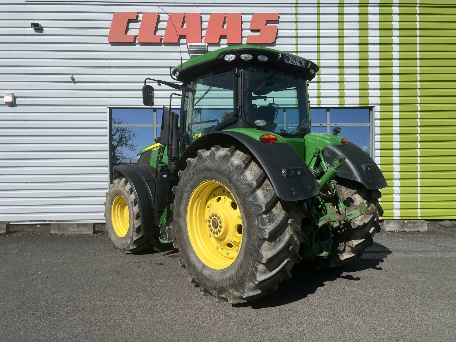 Traktor типа John Deere 7230 R 6.8 L, Gebrauchtmaschine в Gannat (Фотография 5)
