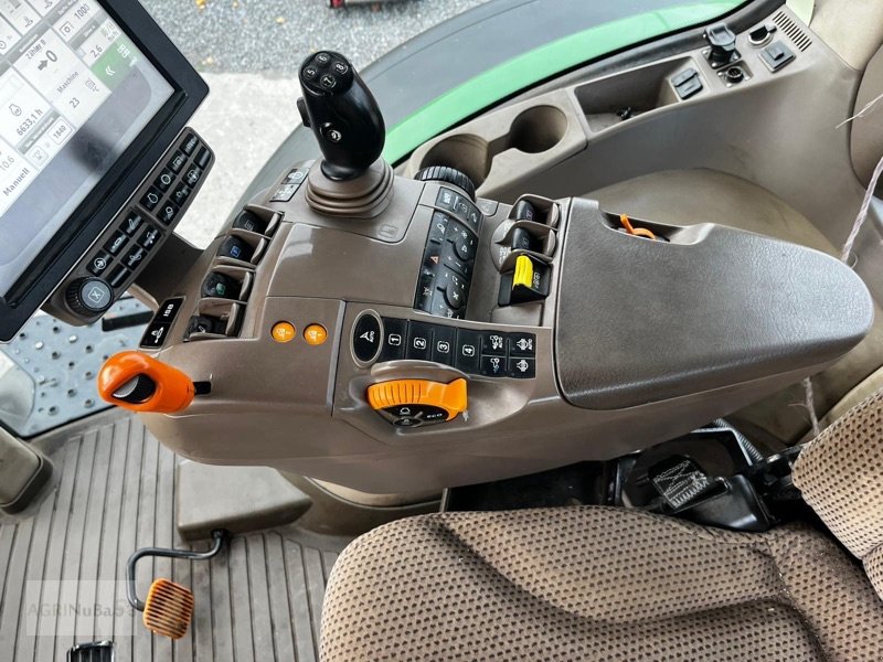 Traktor of the type John Deere 7230 R mit Frontlader, Gebrauchtmaschine in Prenzlau (Picture 11)