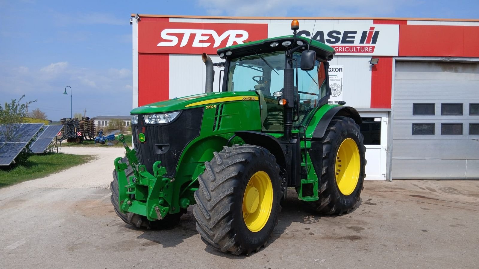 Traktor от тип John Deere 7230 R, Gebrauchtmaschine в Harmannsdorf (Снимка 1)