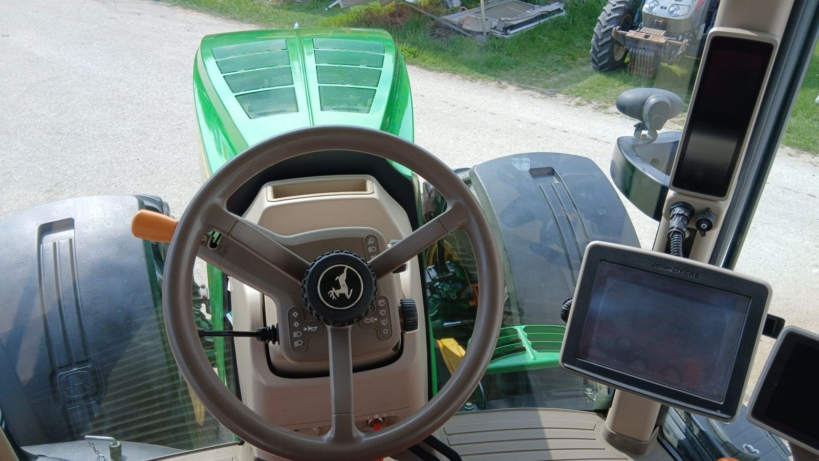Traktor от тип John Deere 7230 R, Gebrauchtmaschine в Harmannsdorf (Снимка 19)