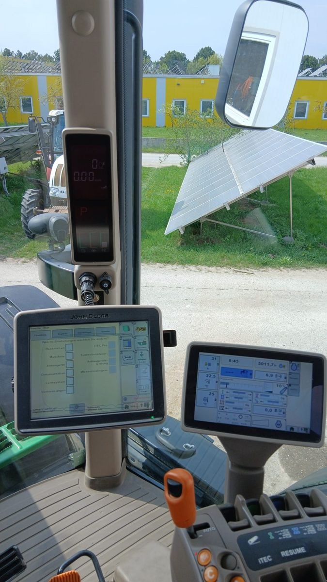 Traktor от тип John Deere 7230 R, Gebrauchtmaschine в Harmannsdorf (Снимка 13)