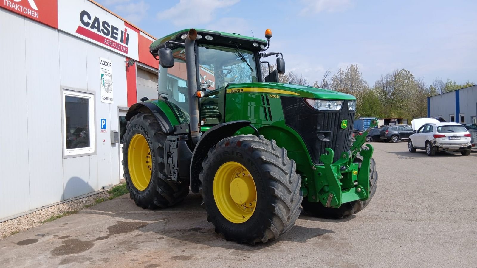 Traktor от тип John Deere 7230 R, Gebrauchtmaschine в Harmannsdorf (Снимка 2)