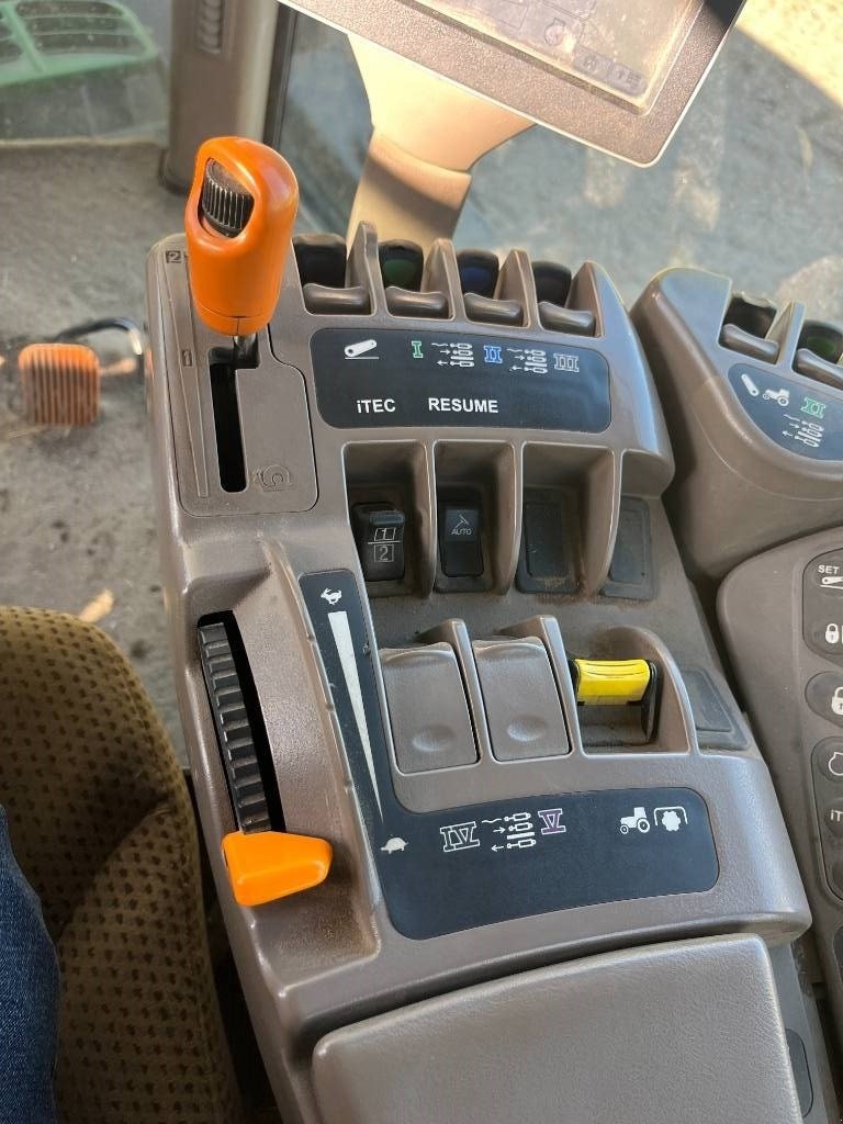 Traktor от тип John Deere 7230 R, Gebrauchtmaschine в Ringe (Снимка 7)