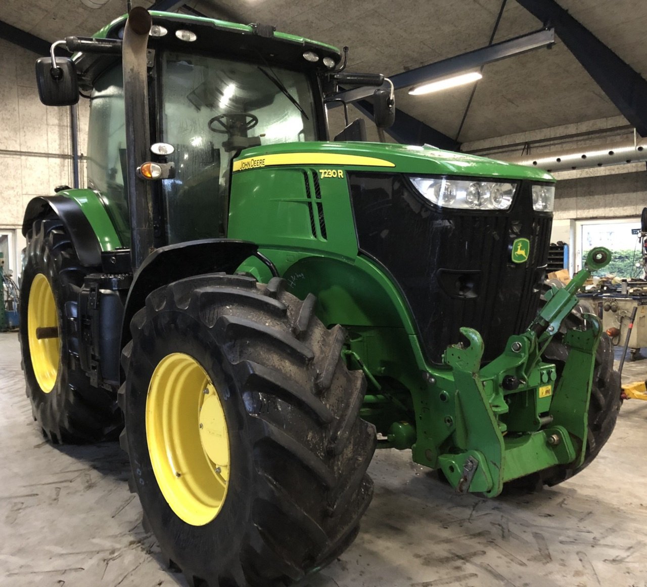 Traktor tipa John Deere 7230 R, Gebrauchtmaschine u Viborg (Slika 15)