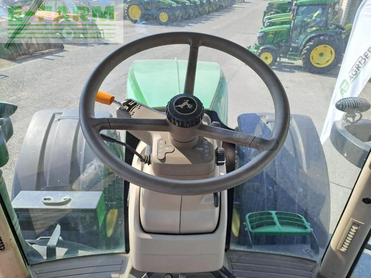 Traktor типа John Deere 7230 r, Gebrauchtmaschine в ORZIVECCHI (Фотография 10)