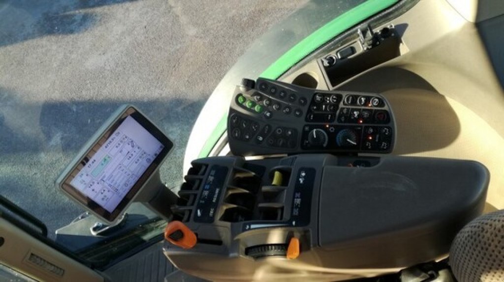 Traktor typu John Deere 7230 R, Gebrauchtmaschine v Feuges (Obrázek 3)