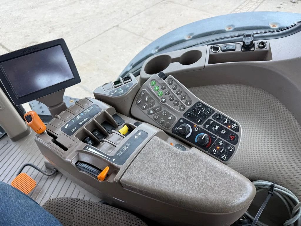 Traktor tipa John Deere 7230R 7 230 R Trekker JD 7 serie Autopower 7230R 7 230 R Trekker, Gebrauchtmaschine u Ruinerwold (Slika 9)