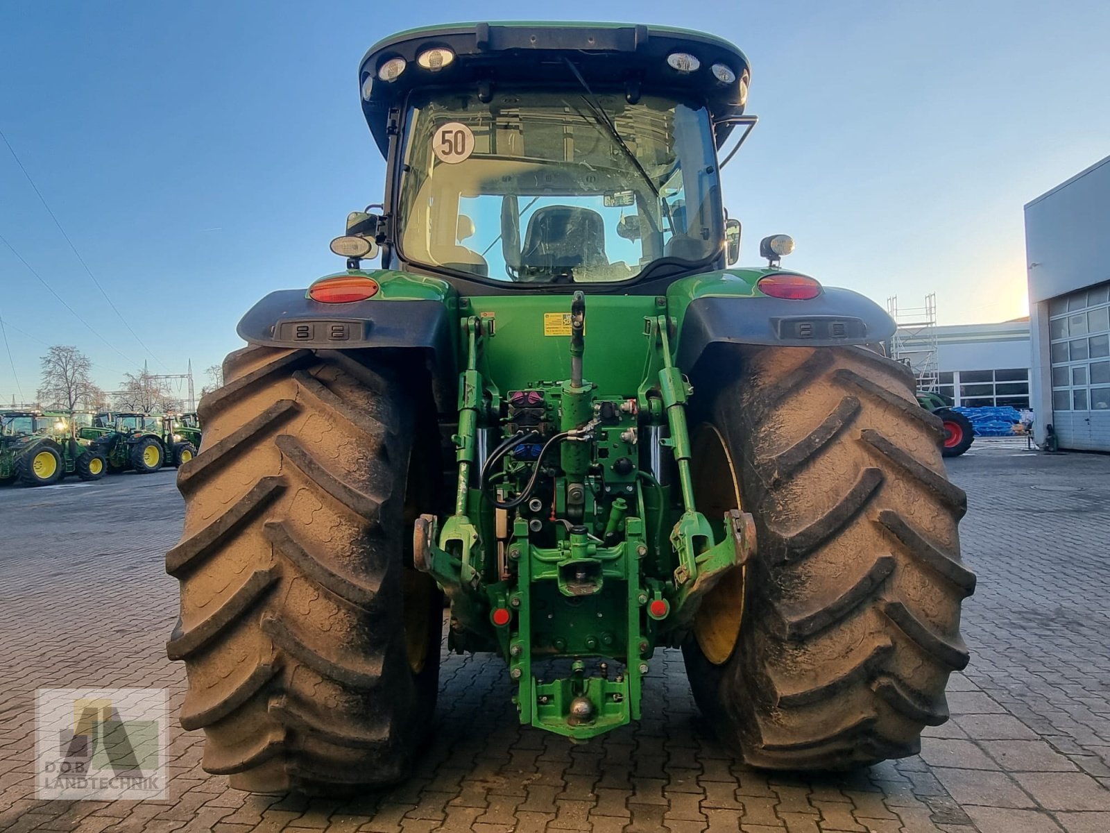 Traktor des Typs John Deere 7230R CQ mit 9L Motor, Gebrauchtmaschine in Regensburg (Bild 5)