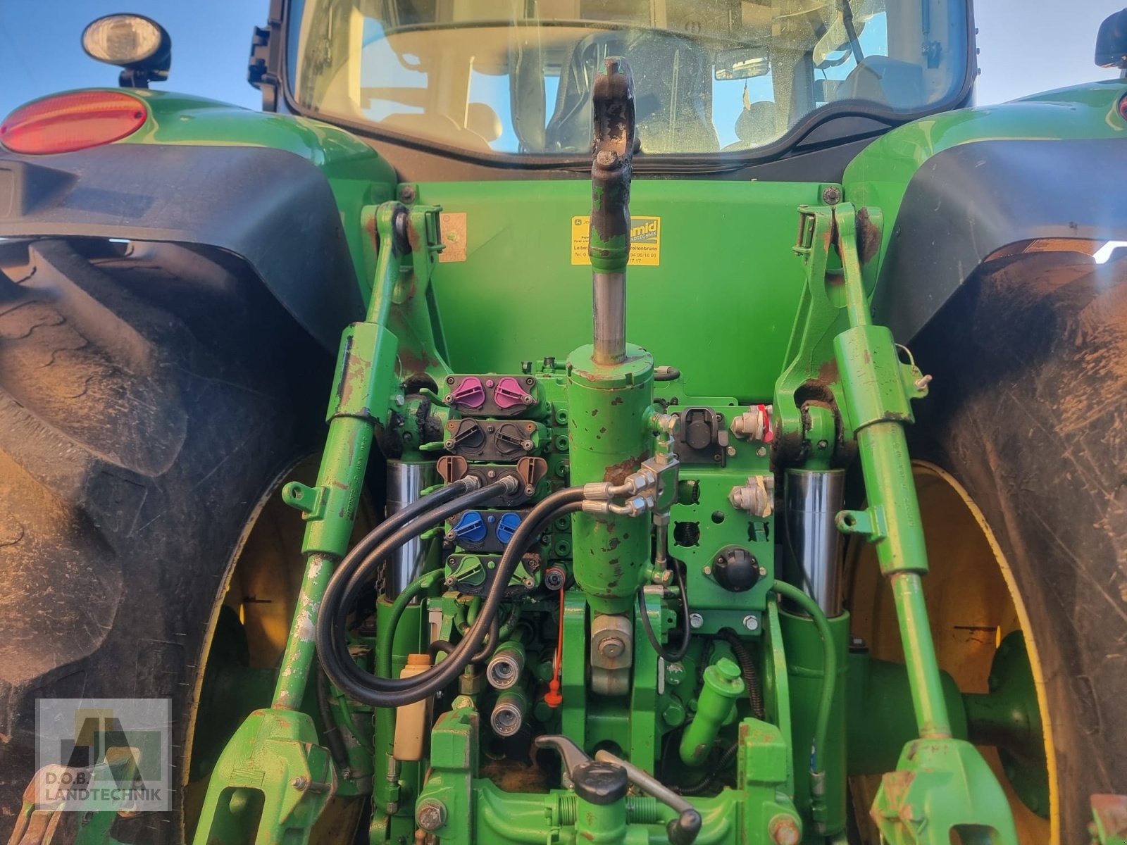 Traktor des Typs John Deere 7230R CQ mit 9L Motor, Gebrauchtmaschine in Regensburg (Bild 9)