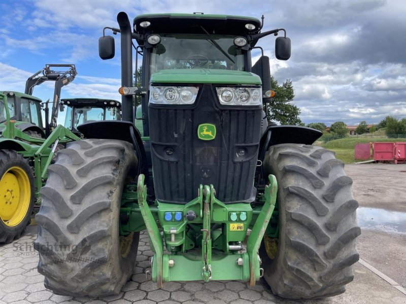 Traktor des Typs John Deere 7230R CQE-50, Neumaschine in Marxen (Bild 2)