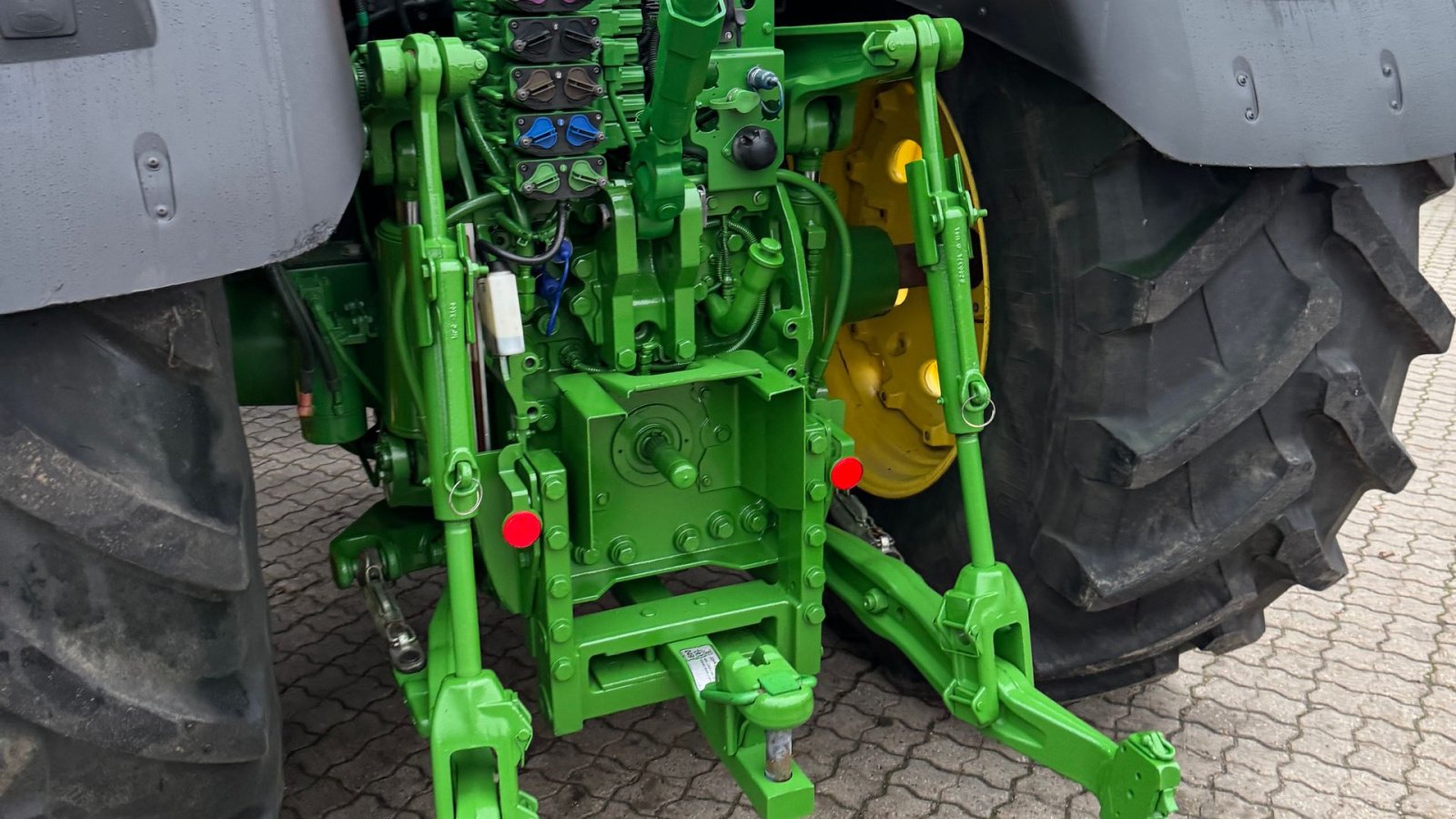 Traktor Türe ait John Deere 7230R KUN 4800 TIMER OG FRONT PTO!, Gebrauchtmaschine içinde Nørager (resim 15)