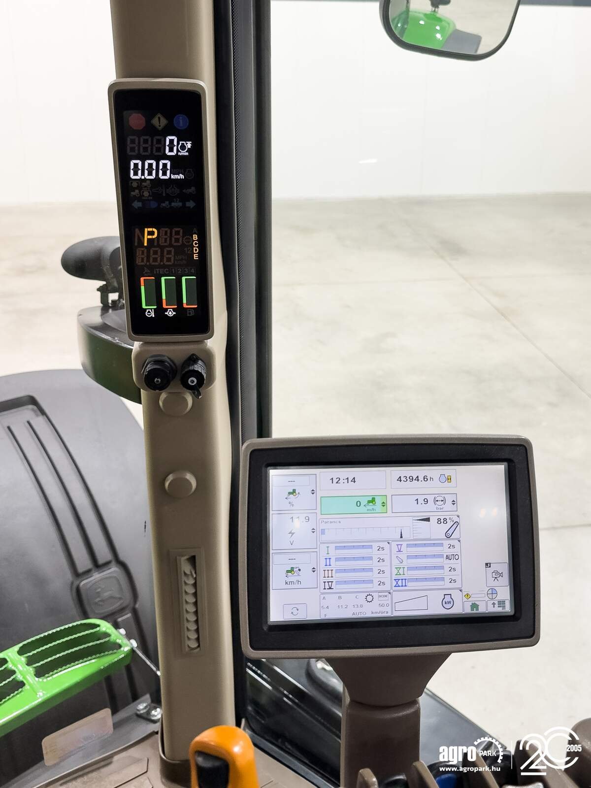 Traktor typu John Deere 7230R, Gebrauchtmaschine v Csengele (Obrázek 13)