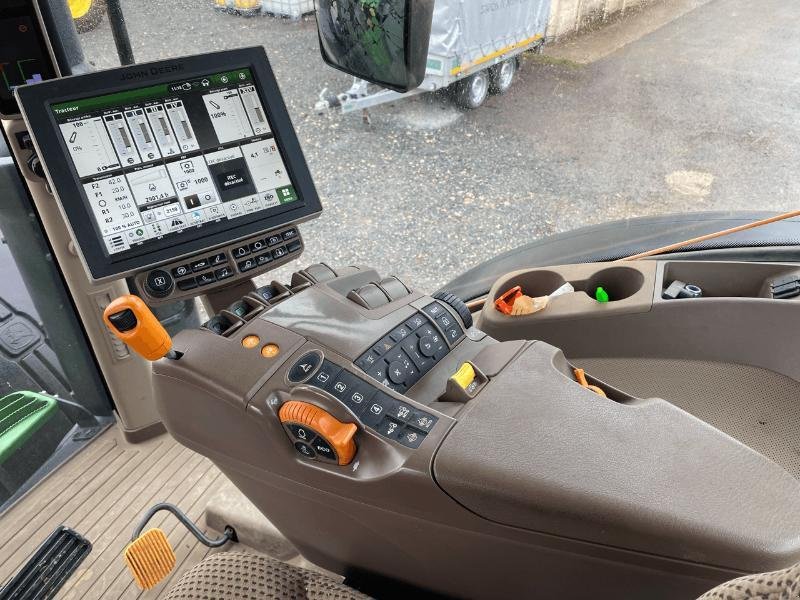 Traktor tipa John Deere 7230R, Gebrauchtmaschine u SAINT-GERMAIN DU PUY (Slika 11)