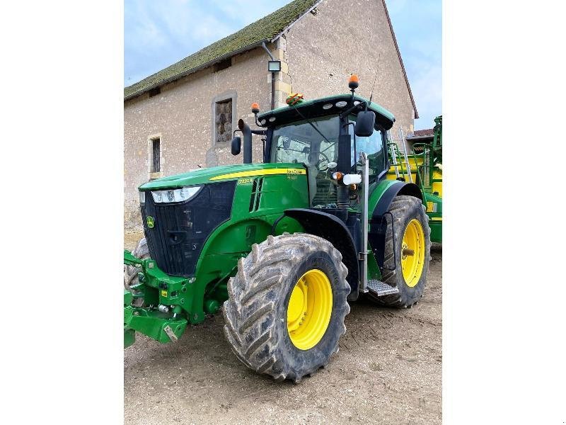 Traktor za tip John Deere 7230R, Gebrauchtmaschine u SAINT-GERMAIN DU PUY (Slika 1)