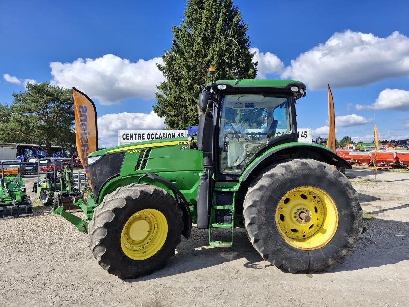 Traktor типа John Deere 7230R, Gebrauchtmaschine в BRAY en Val (Фотография 2)