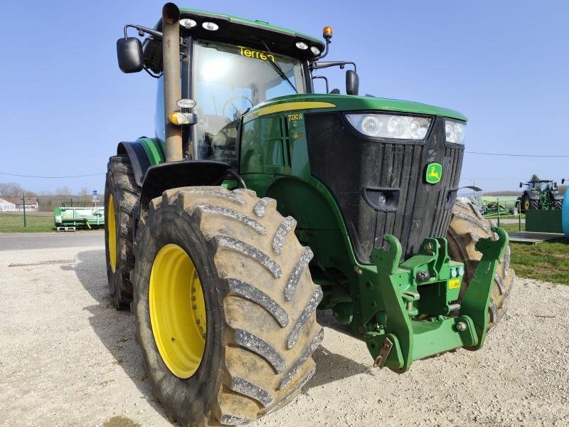 Traktor a típus John Deere 7230R, Gebrauchtmaschine ekkor: MONTIGNY LE ROI (Kép 2)