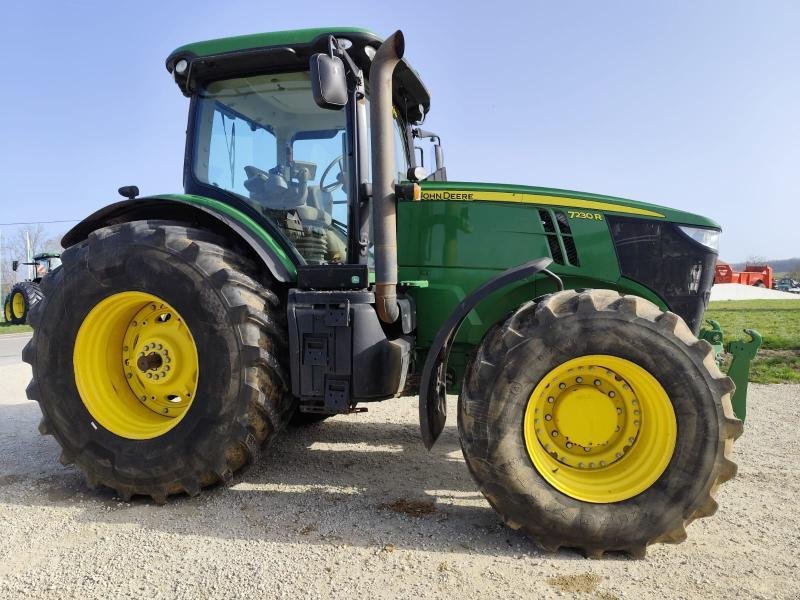 Traktor a típus John Deere 7230R, Gebrauchtmaschine ekkor: MONTIGNY LE ROI (Kép 3)
