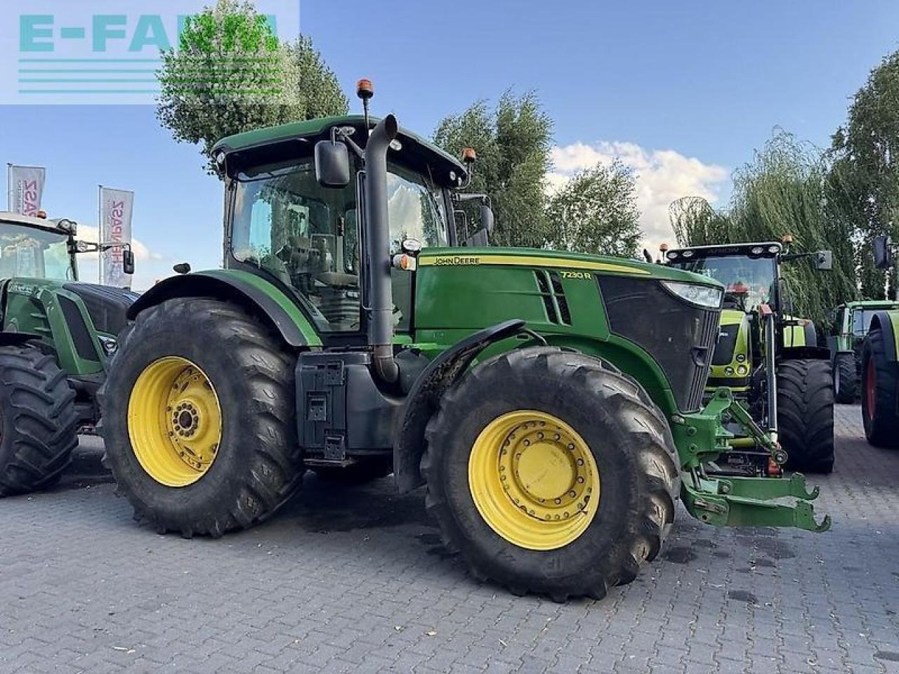 Traktor of the type John Deere 7230r, Gebrauchtmaschine in DAMAS?AWEK (Picture 4)