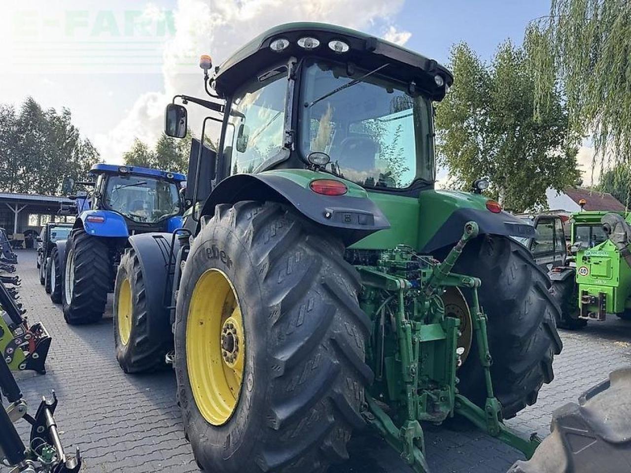 Traktor of the type John Deere 7230r, Gebrauchtmaschine in DAMAS?AWEK (Picture 8)