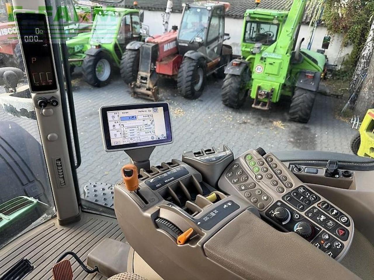 Traktor of the type John Deere 7230r, Gebrauchtmaschine in DAMAS?AWEK (Picture 12)