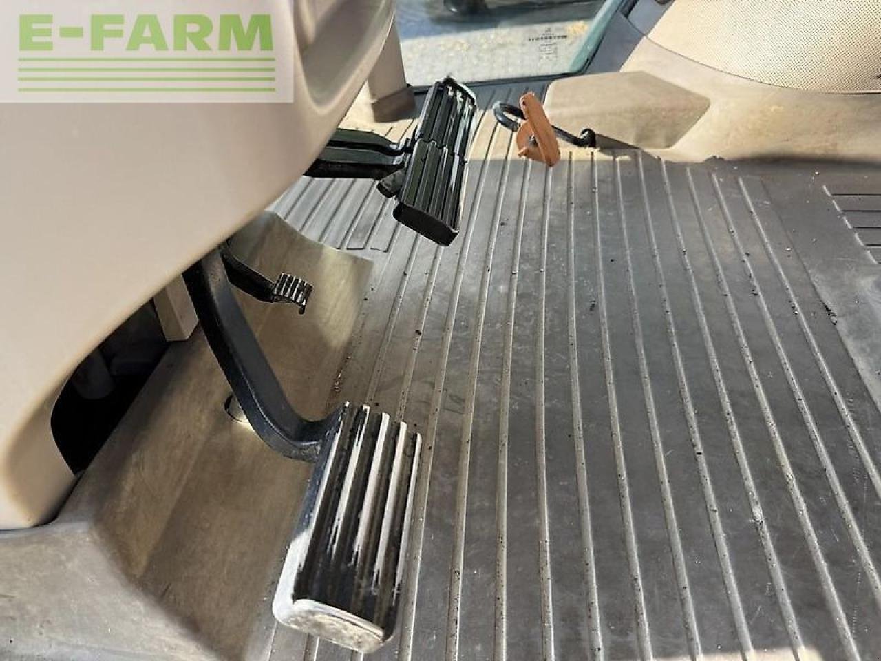 Traktor of the type John Deere 7230r, Gebrauchtmaschine in DAMAS?AWEK (Picture 14)