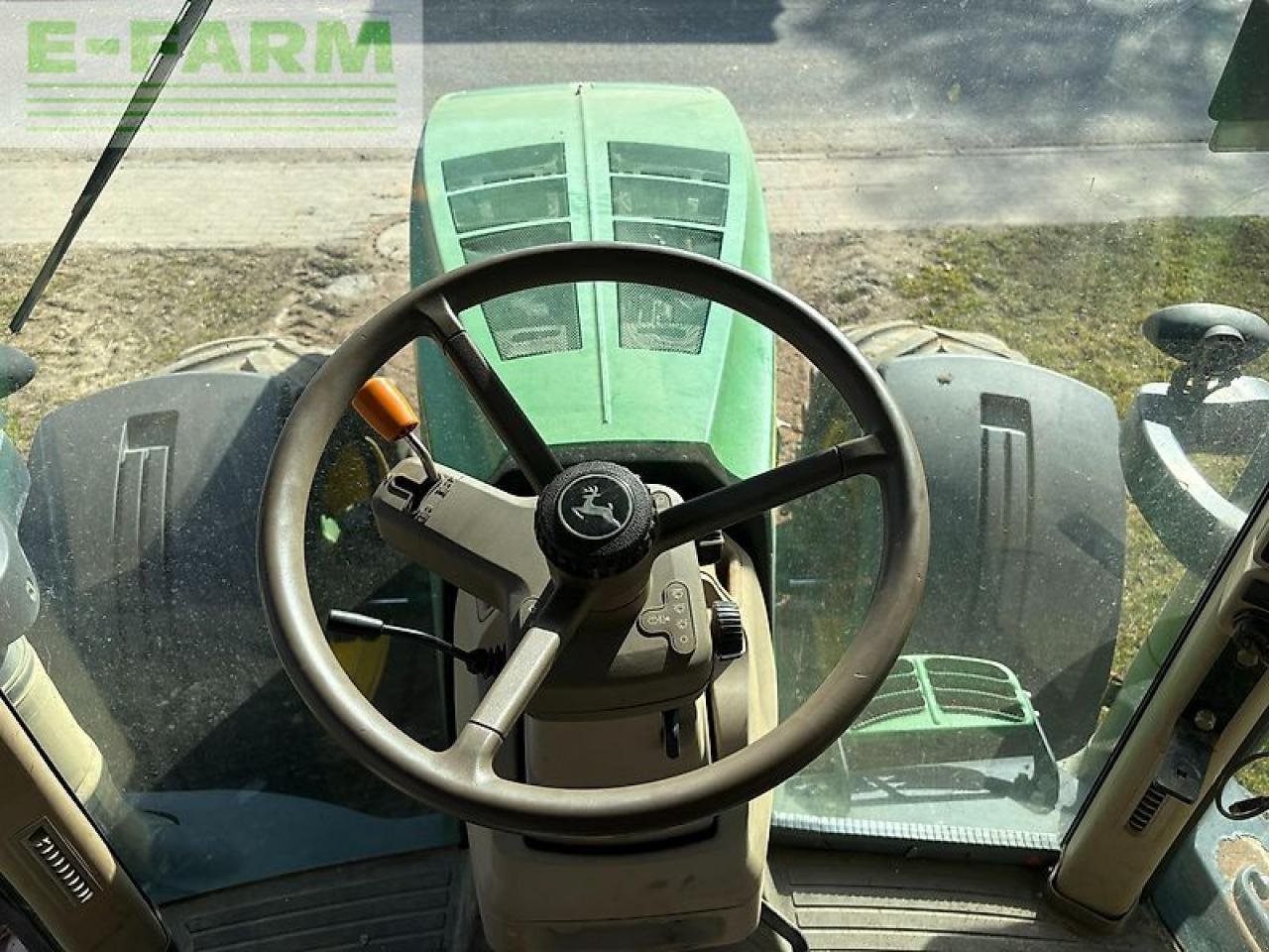 Traktor типа John Deere 7230r, Gebrauchtmaschine в NORDWESTUCKERMARK / OT FÜRSTENWERDER (Фотография 14)