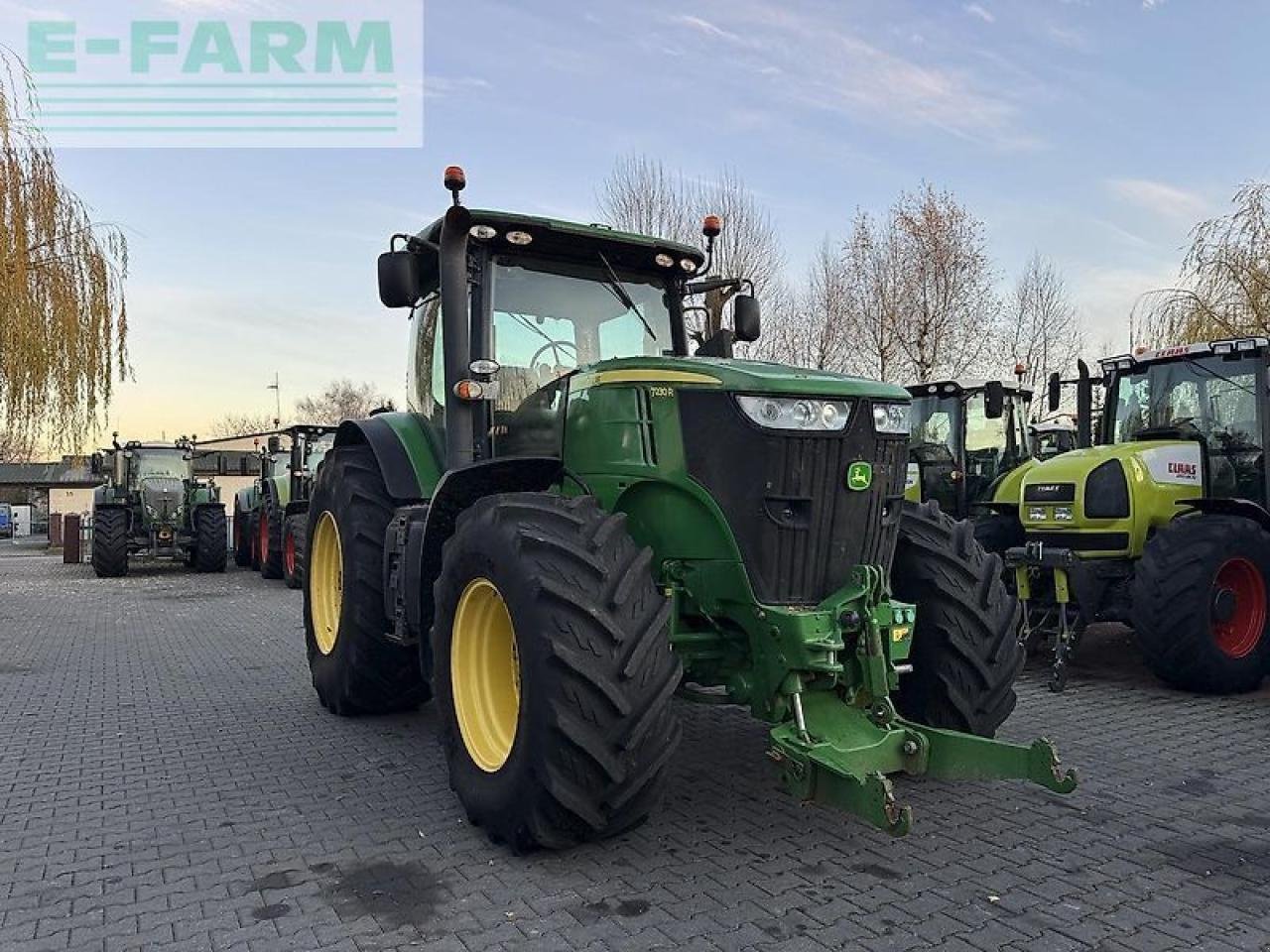 Traktor Türe ait John Deere 7230r, Gebrauchtmaschine içinde DAMAS?AWEK (resim 3)
