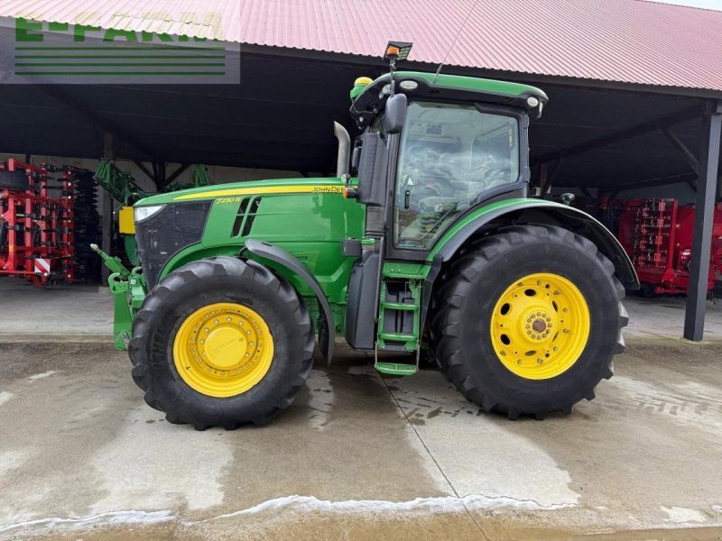 Traktor του τύπου John Deere 7230R, Gebrauchtmaschine σε Hamburg