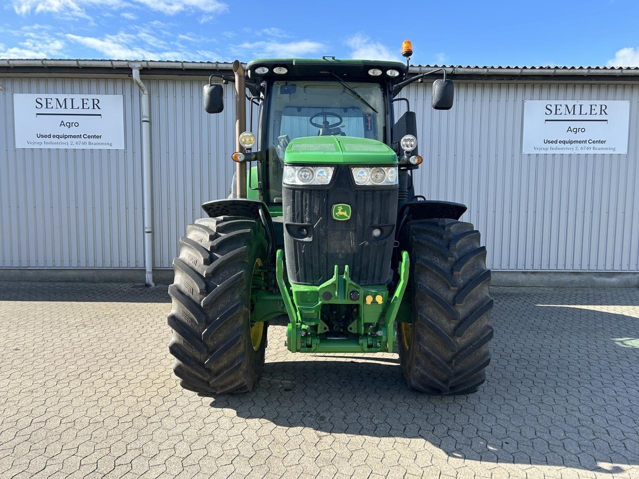 Traktor tipa John Deere 7230R, Gebrauchtmaschine u Brønderslev (Slika 2)