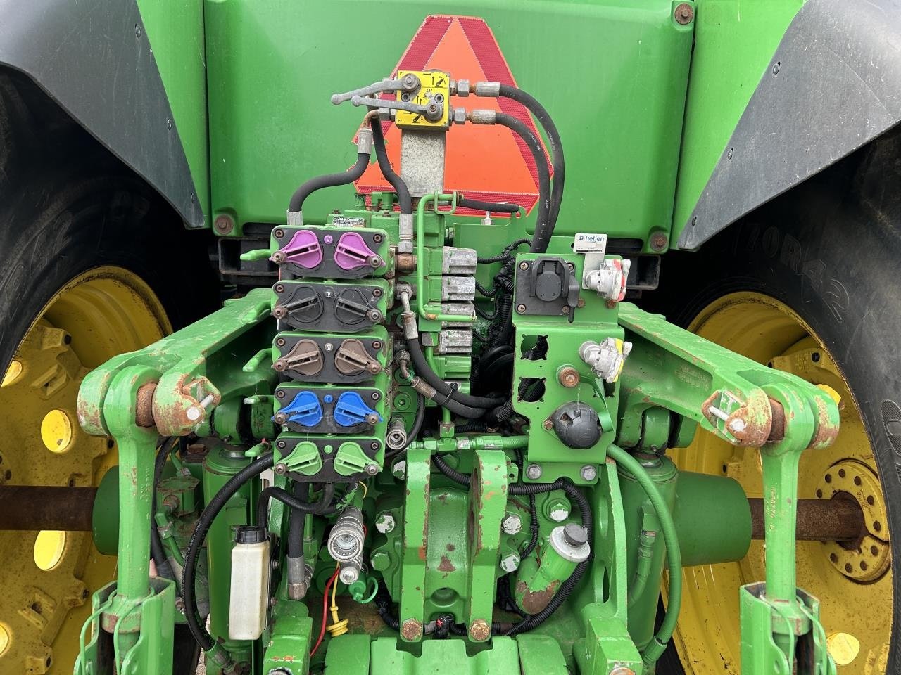 Traktor от тип John Deere 7230R, Gebrauchtmaschine в Bramming (Снимка 7)