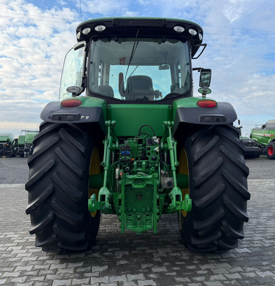 Traktor des Typs John Deere 7230R, Gebrauchtmaschine in Orţişoara (Bild 6)