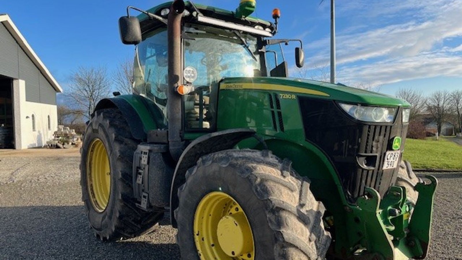 Traktor типа John Deere 7230R, Gebrauchtmaschine в Aabenraa (Фотография 2)
