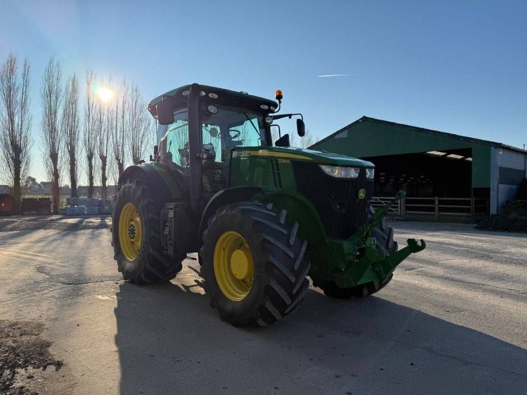 Traktor Türe ait John Deere 7230R, Gebrauchtmaschine içinde Antwerpen (resim 4)