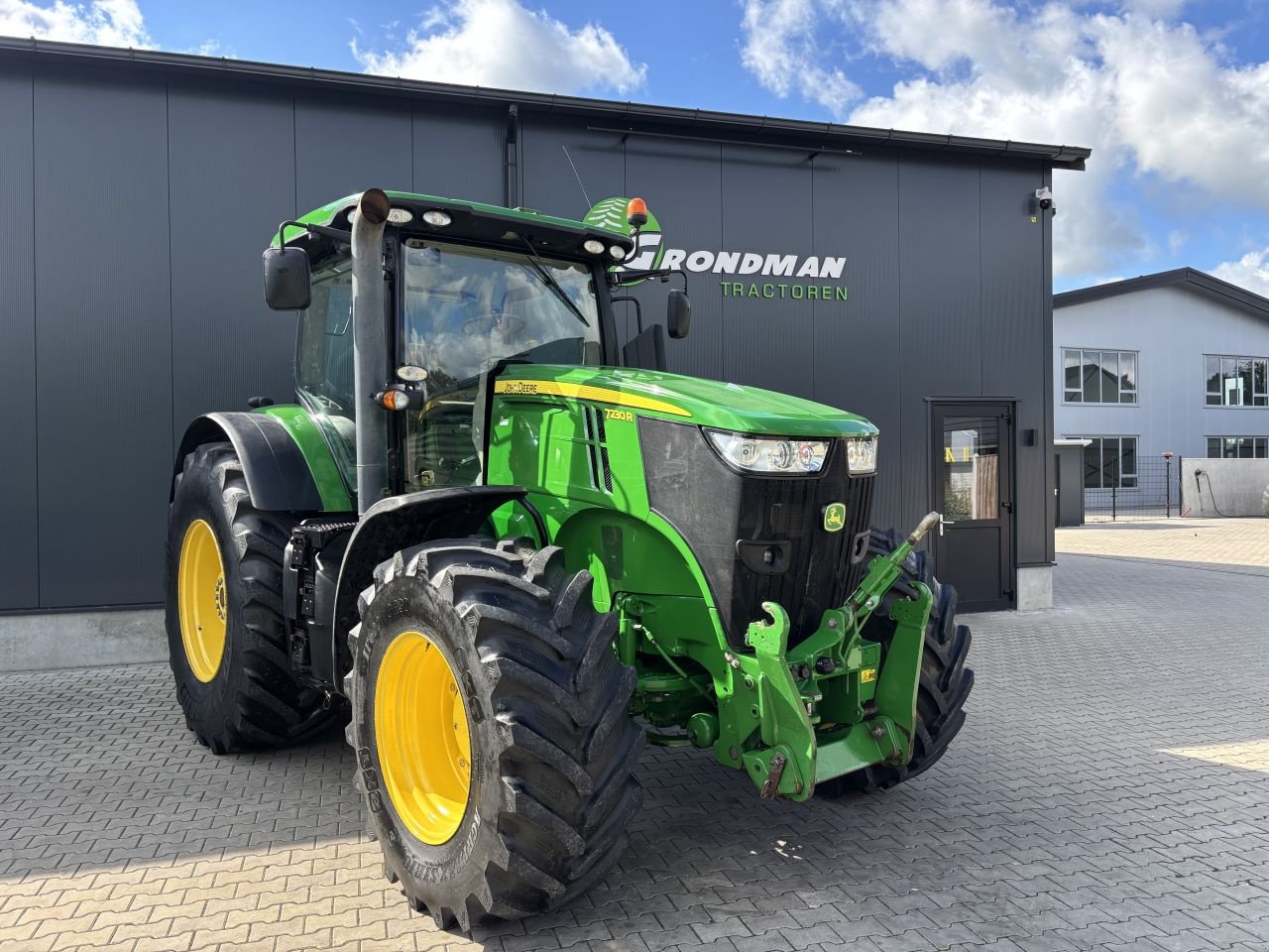 Traktor типа John Deere 7230R, Gebrauchtmaschine в Daarle (Фотография 3)