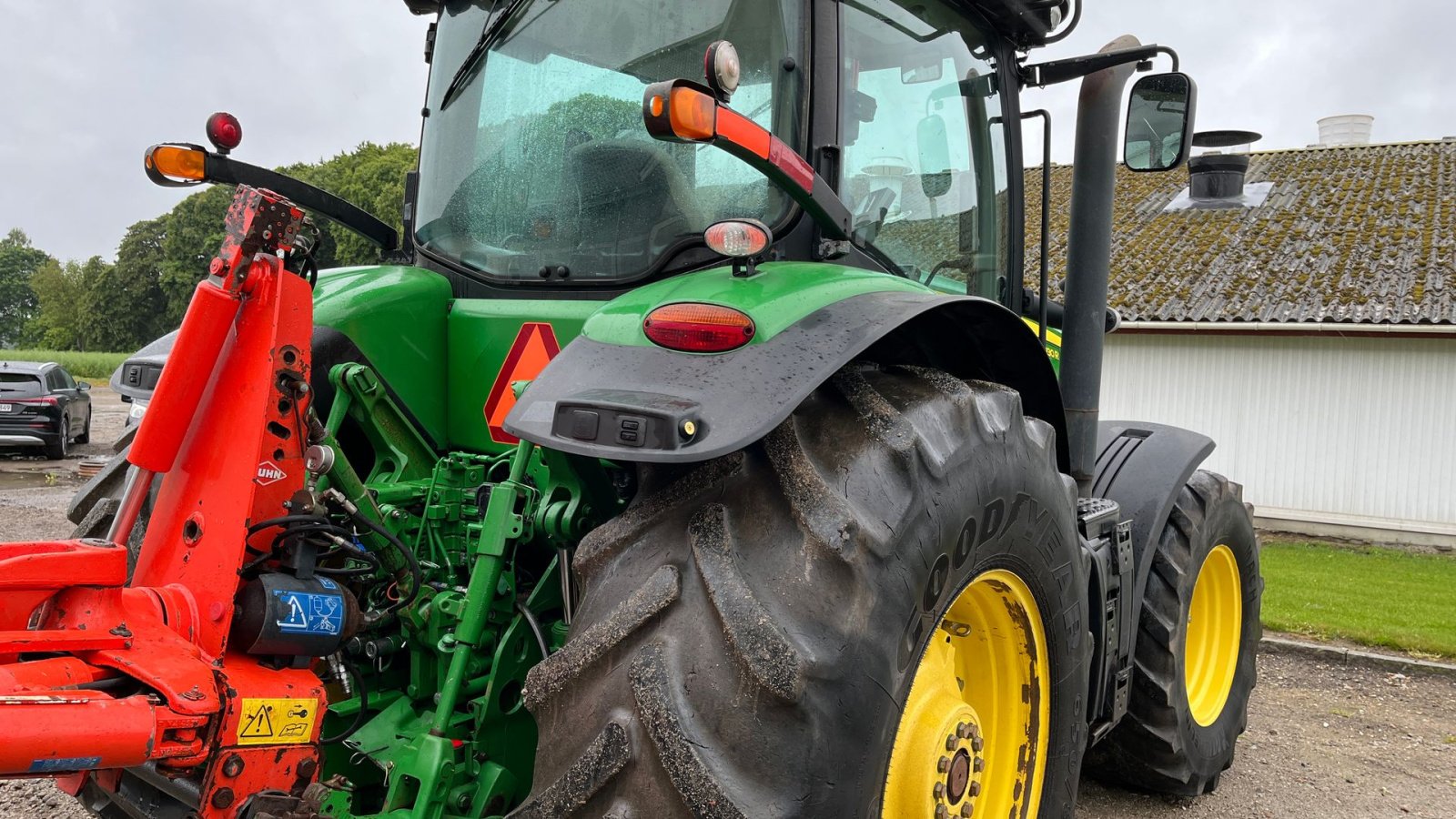 Traktor of the type John Deere 7230R, Gebrauchtmaschine in Borre (Picture 4)