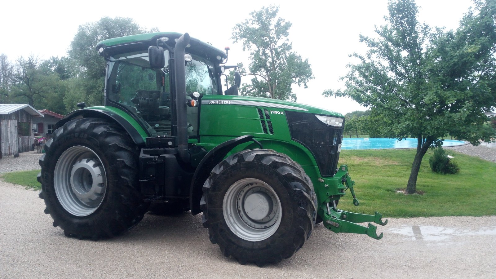 Traktor of the type John Deere 7230R, Gebrauchtmaschine in Donauwörth  (Picture 1)