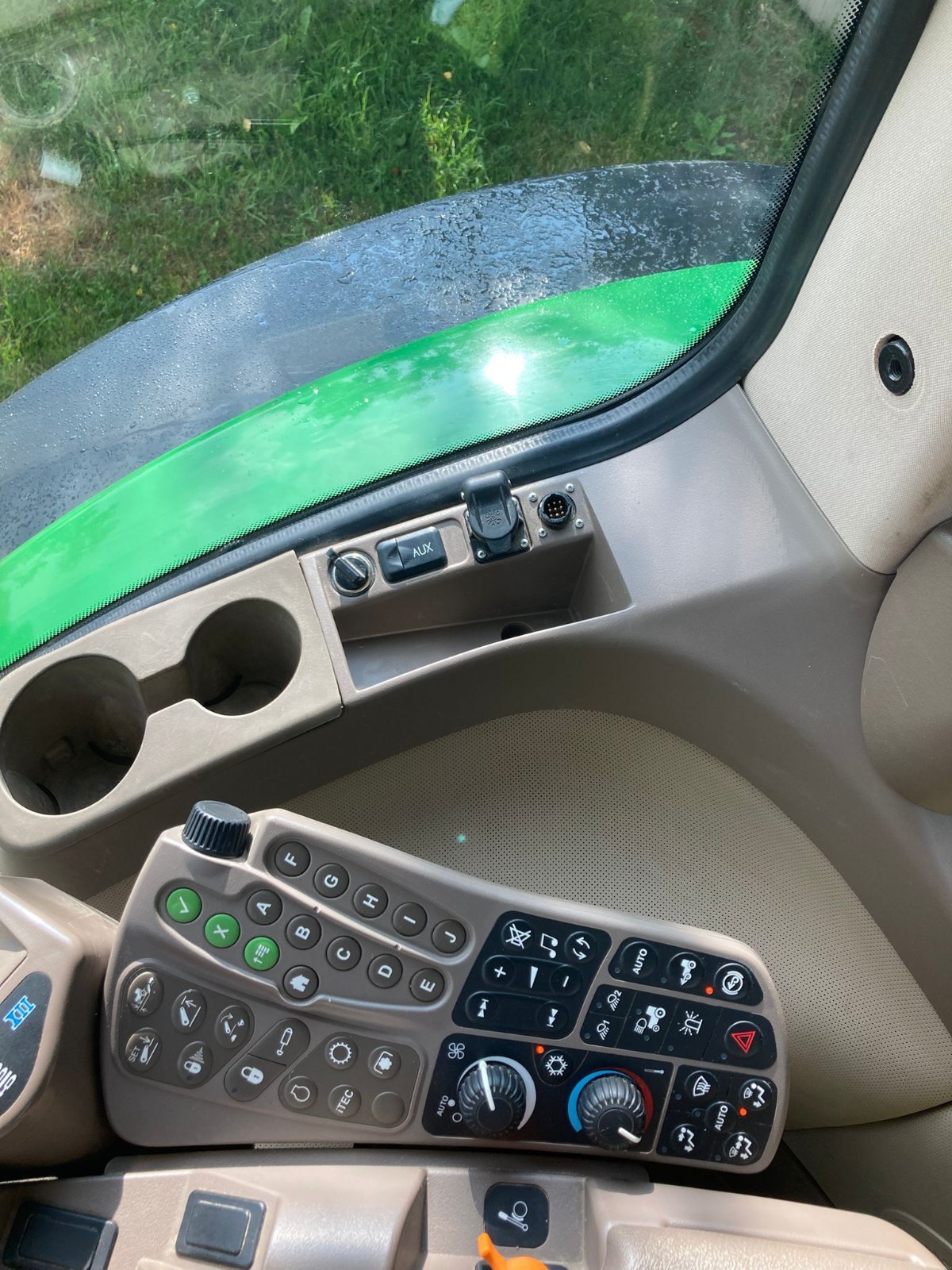 Traktor of the type John Deere 7230R, Gebrauchtmaschine in Donauwörth  (Picture 9)