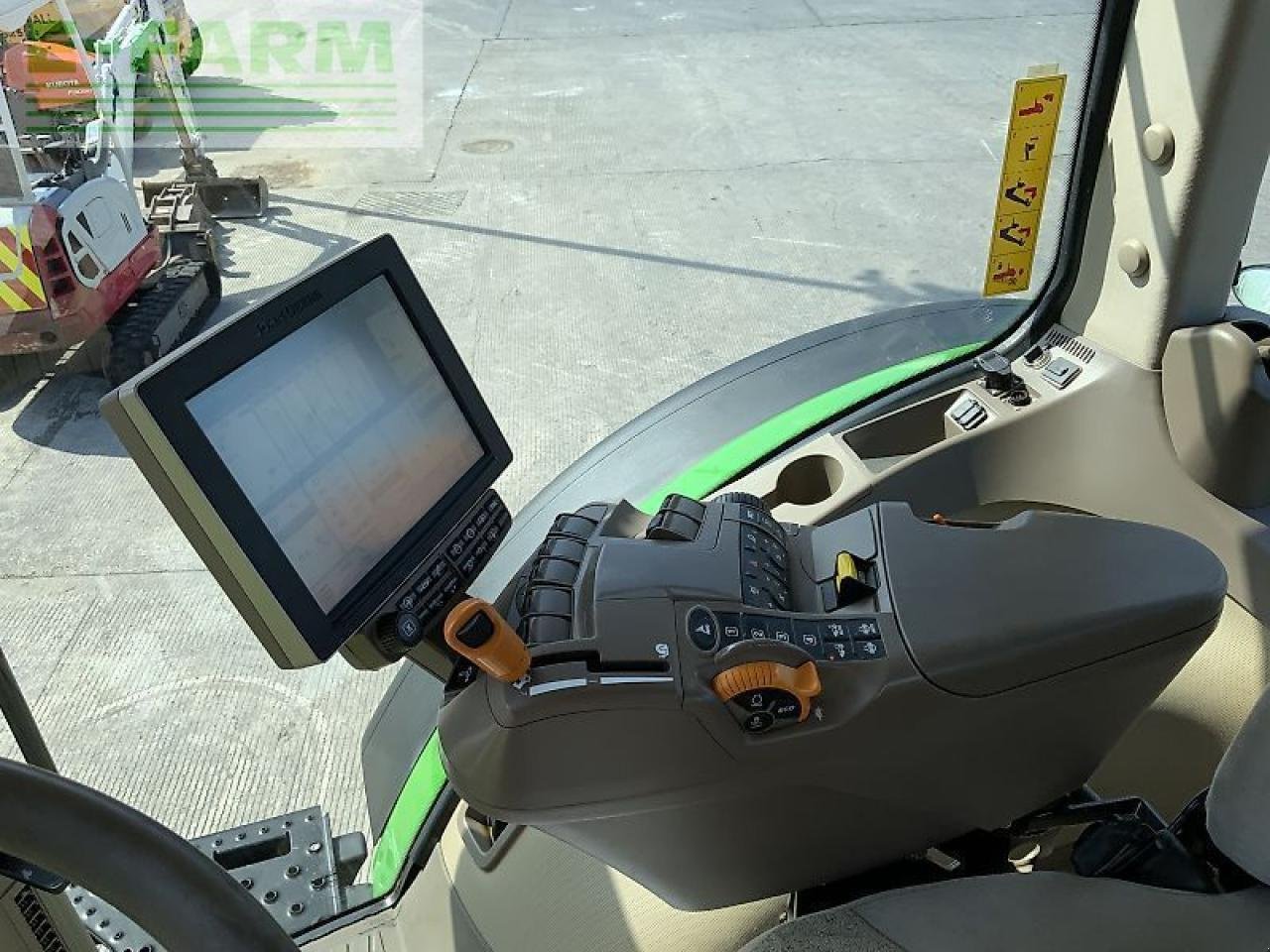 Traktor des Typs John Deere 7250r tractor (st23494), Gebrauchtmaschine in SHAFTESBURY (Bild 23)