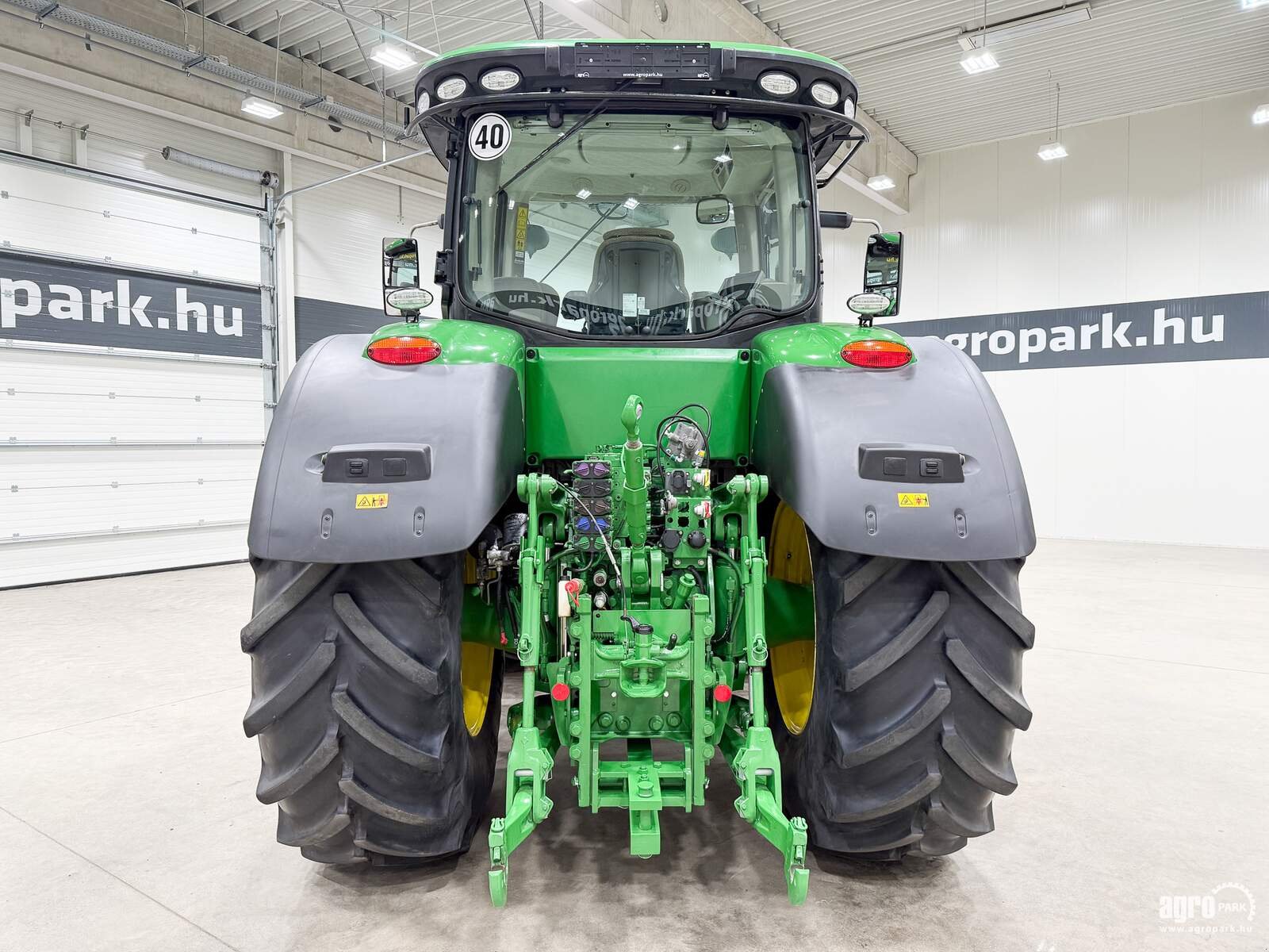 Traktor типа John Deere 7250R, Gebrauchtmaschine в Csengele (Фотография 5)