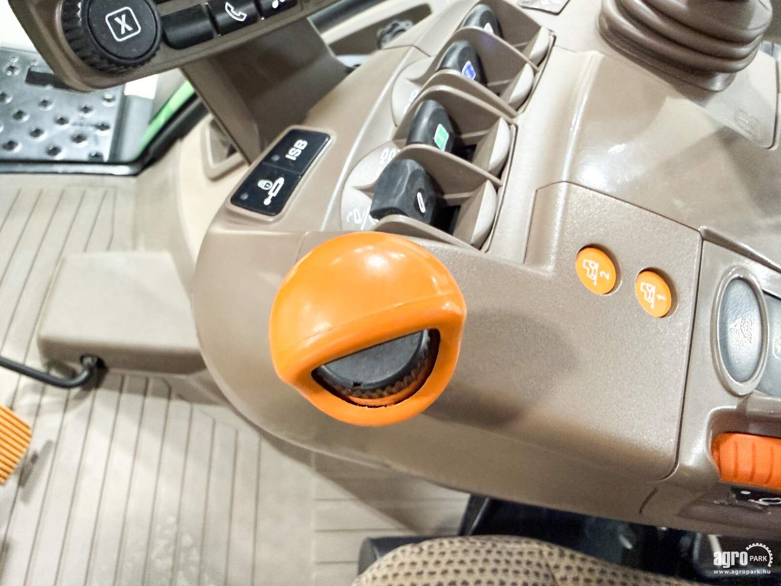 Traktor типа John Deere 7250R, Gebrauchtmaschine в Csengele (Фотография 11)