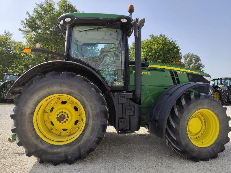Traktor типа John Deere 7250R, Gebrauchtmaschine в CHAUMESNIL (Фотография 3)