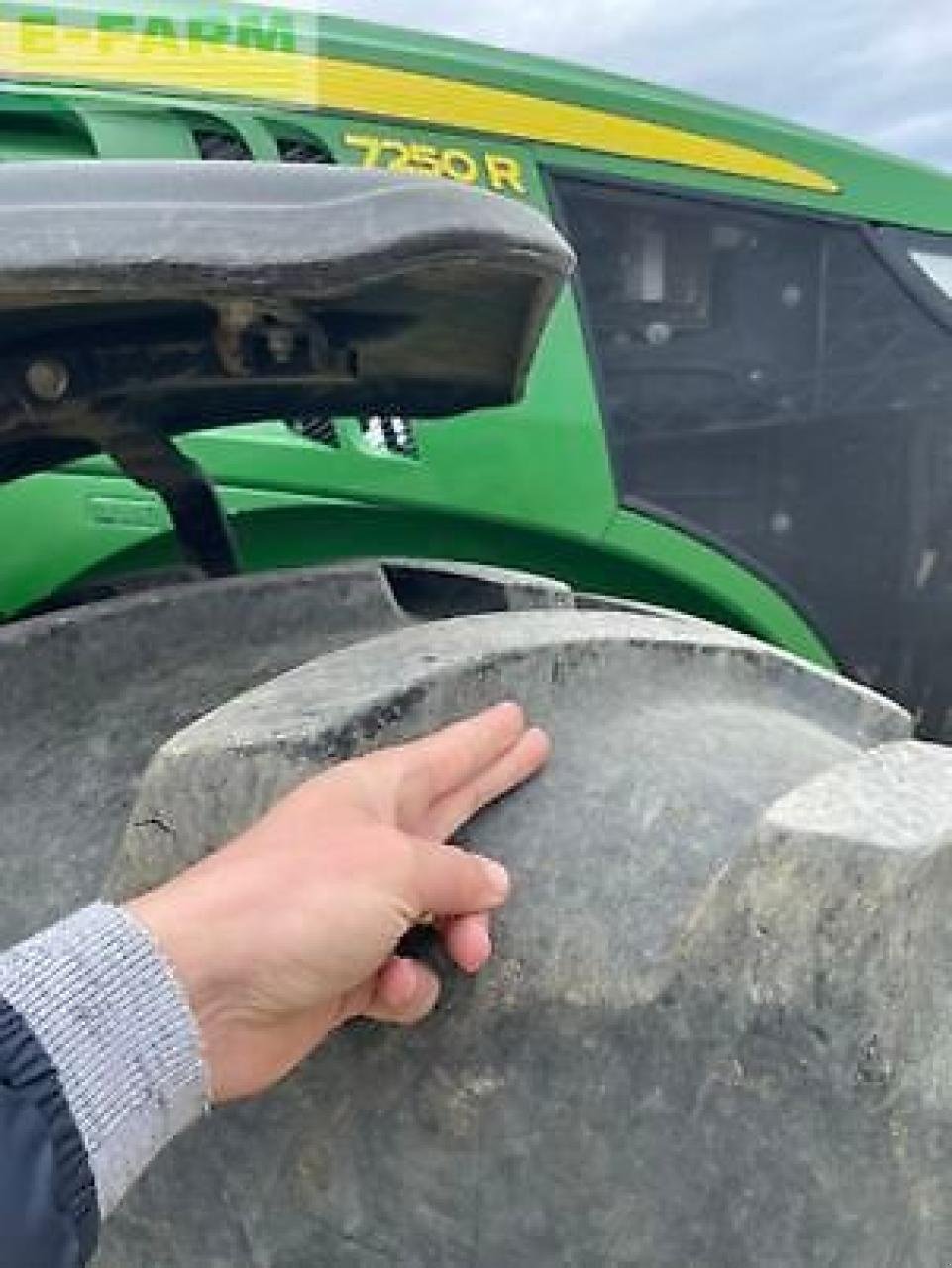 Traktor za tip John Deere 7250r, Gebrauchtmaschine u MONFERRAN (Slika 10)